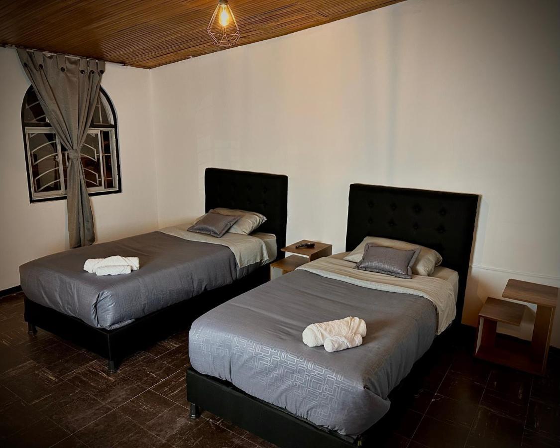 H&L Boutique Hotel Bogota Bagian luar foto